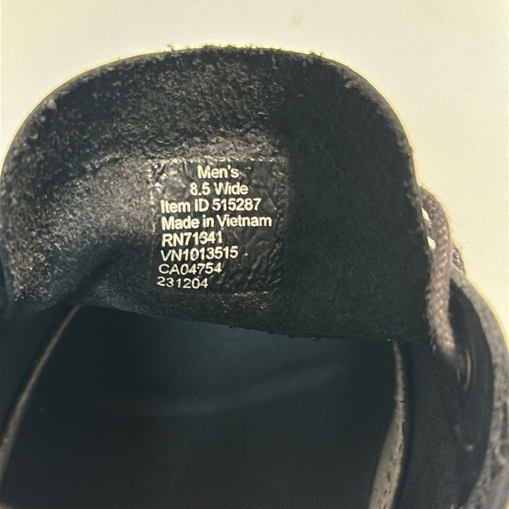 LL Bean Men’s Buck sport Plain Toe Shoe. - Picture 6 of 10